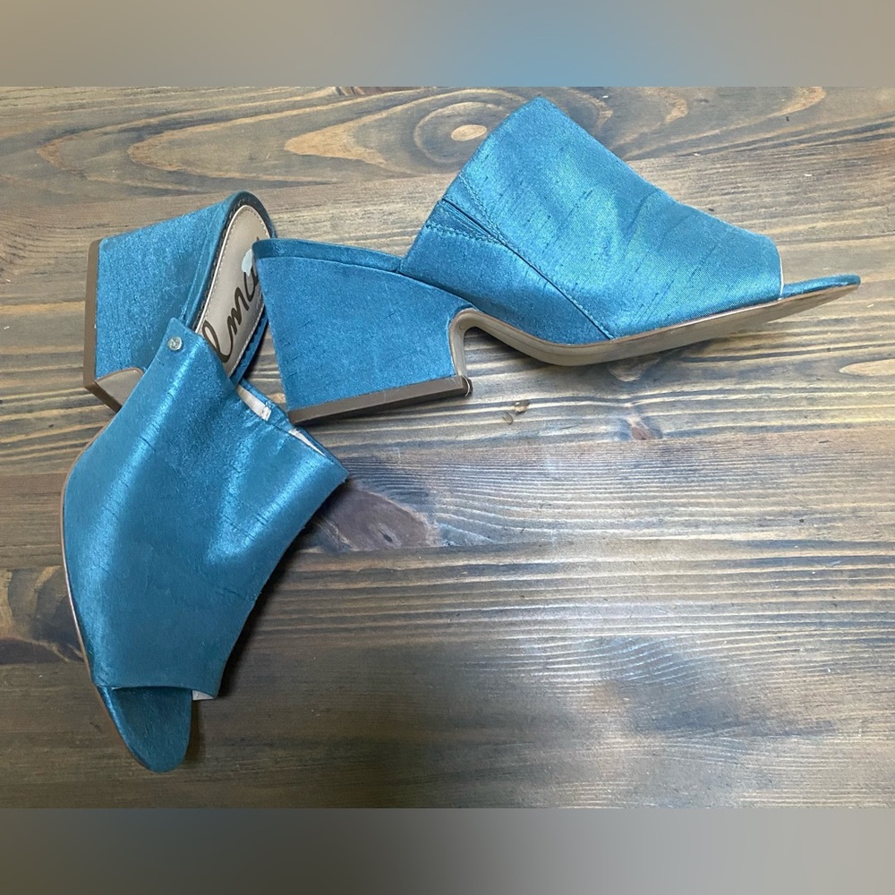 Sam Edelman raw silk blue block heel mules in excellent used  condition.